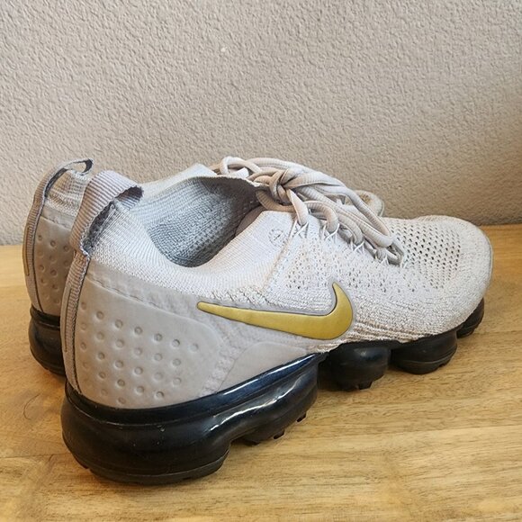 Nike Womens Air VaporMax 2 Running Shoes 942843-010 Grey Metallic Gold Size 10 - Picture 8 of 16